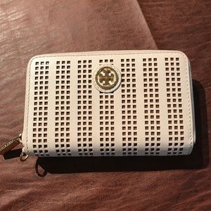 Authentic Tory Burch wallet